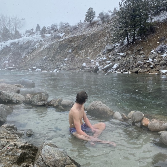 Meet your Posher, Lucas - Picture 1 of 1